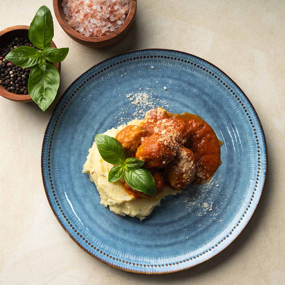 RUSTIC TRADITIONAL MEAT BALLS AND MASH 400GM